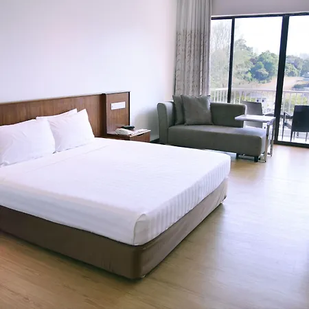 The Bayview Beach Resort-2